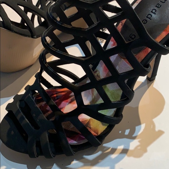 Madden girl black strap heels - Picture 3 of 3